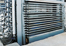 人造板壓機壓力變送器受到青島某機械好評